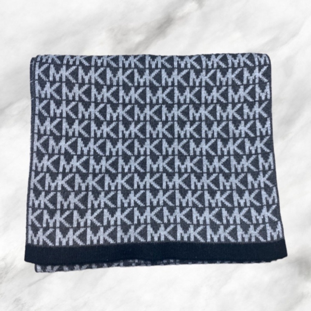Michael Kors Signature Monogram Logo Knit Scarf